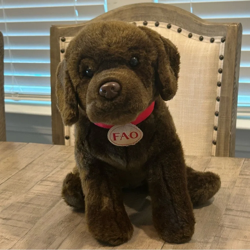 FAO Schwarz Stuffed Animal Puppy Chocolate Lab Red Collar Tag Schwarz Button EUC